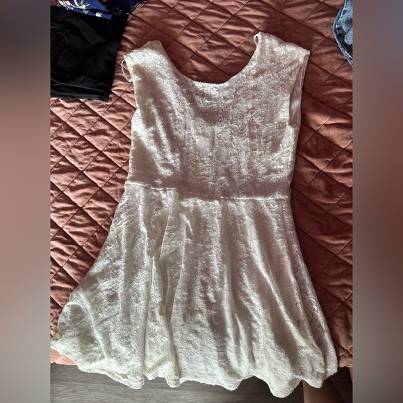 White Lace Dress - Picture 1 of 2